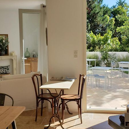 La Bastide D'Alix Acomodação com café da manhã Éguilles Exterior foto