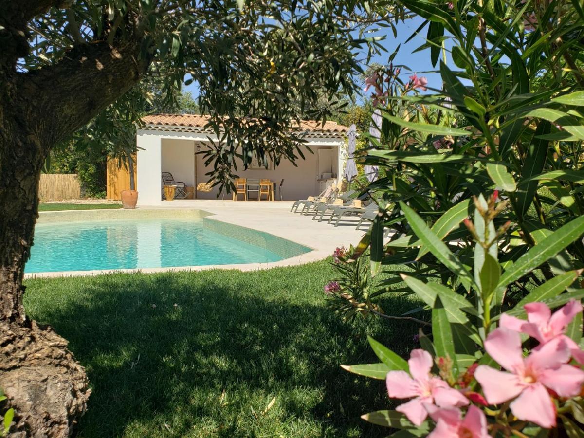 La Bastide D'Alix Acomodação com café da manhã Éguilles Exterior foto