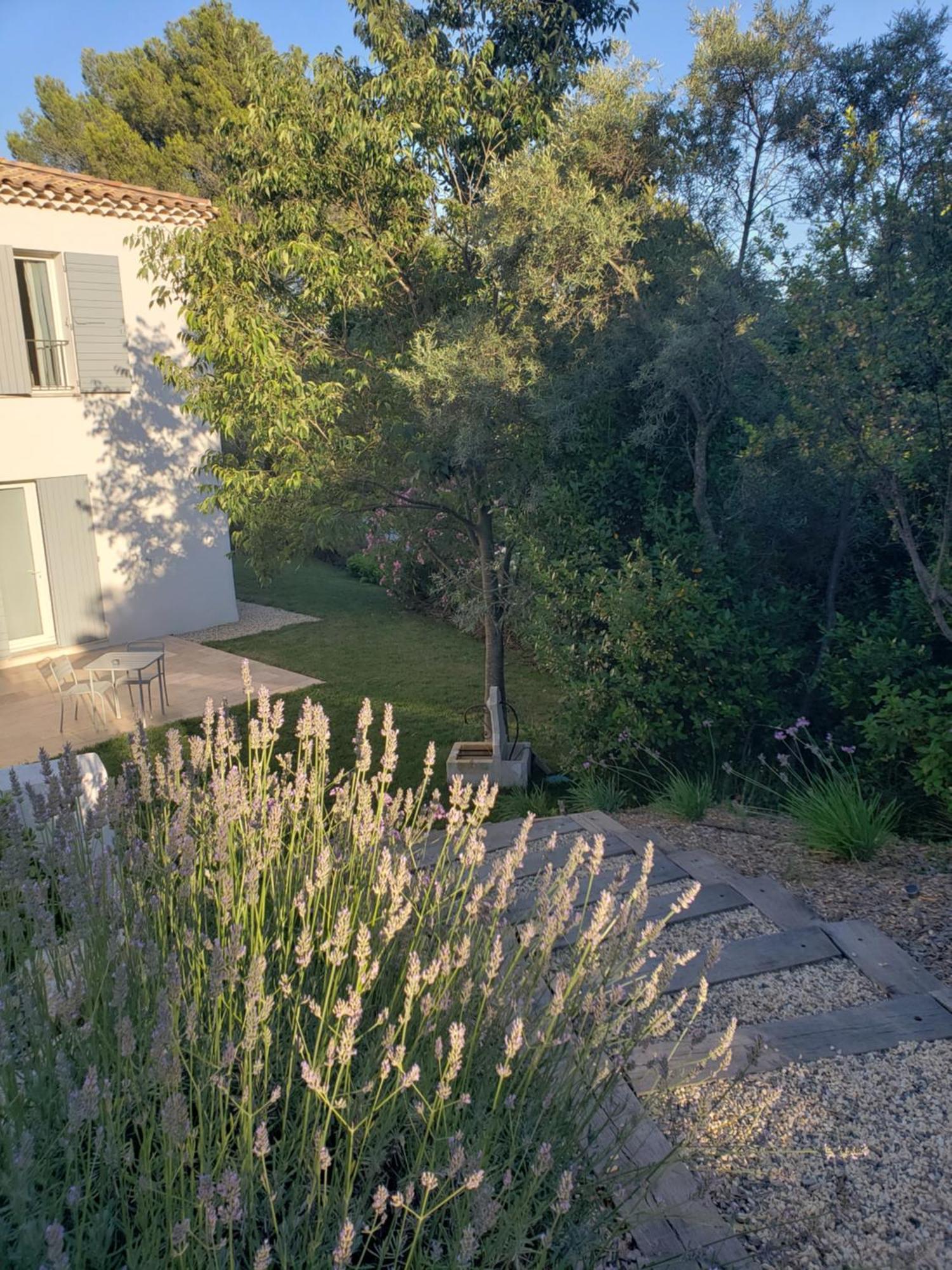 La Bastide D'Alix Acomodação com café da manhã Éguilles Exterior foto